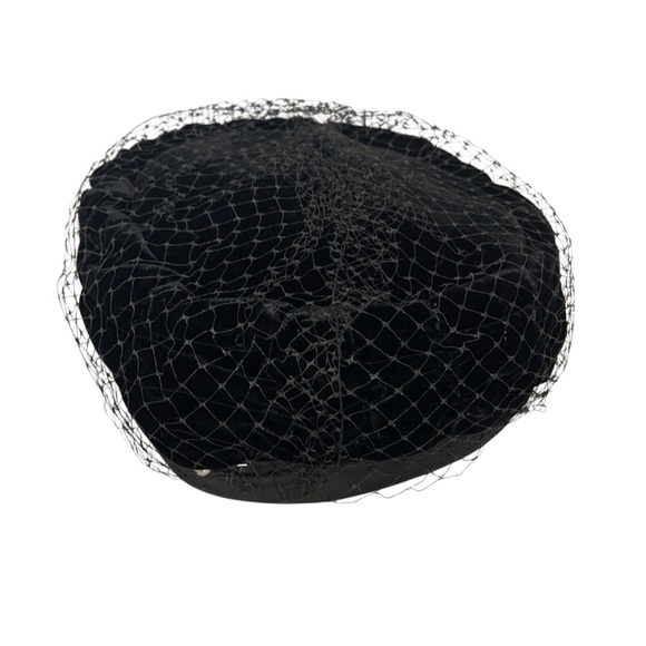 Vintage 1960’s Black Velvet and Satin Pillbox Hat with netting. Pre owned - Picture 3 of 4